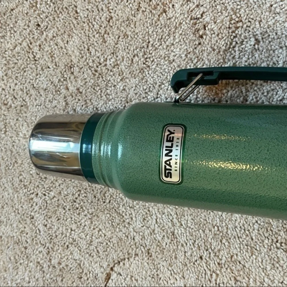 Extra large 15” Stanley metal thermos - Picture 8 of 11